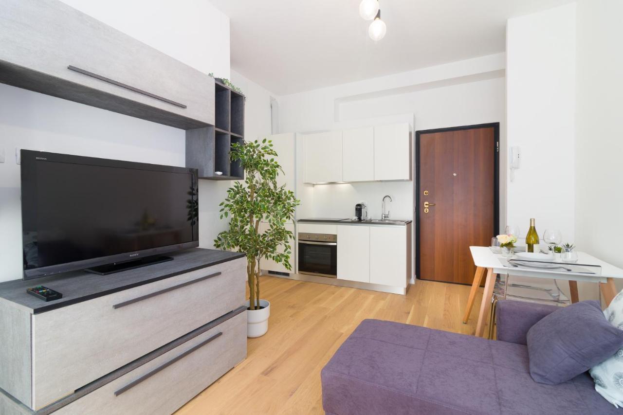 Appartamento Bright Terrace In Milano Esterno foto