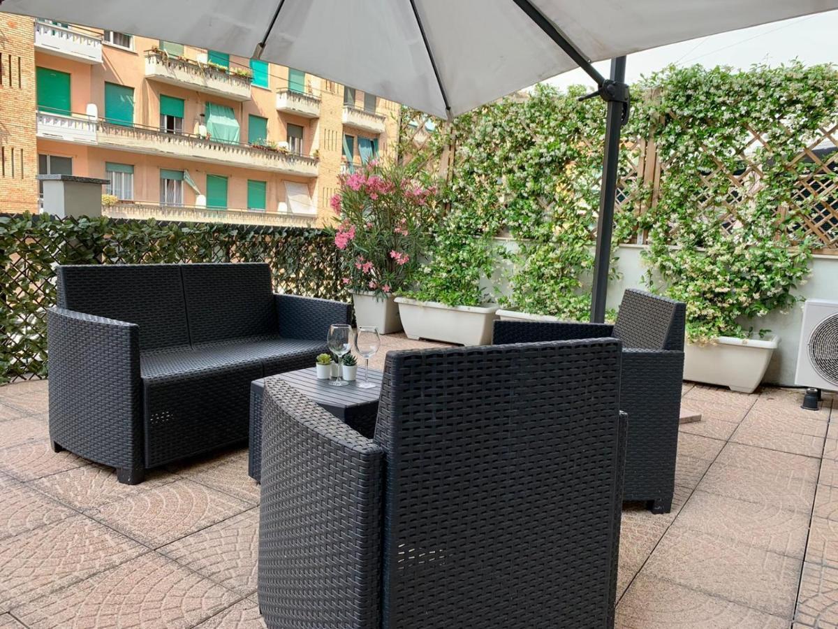 Appartamento Bright Terrace In Milano Esterno foto