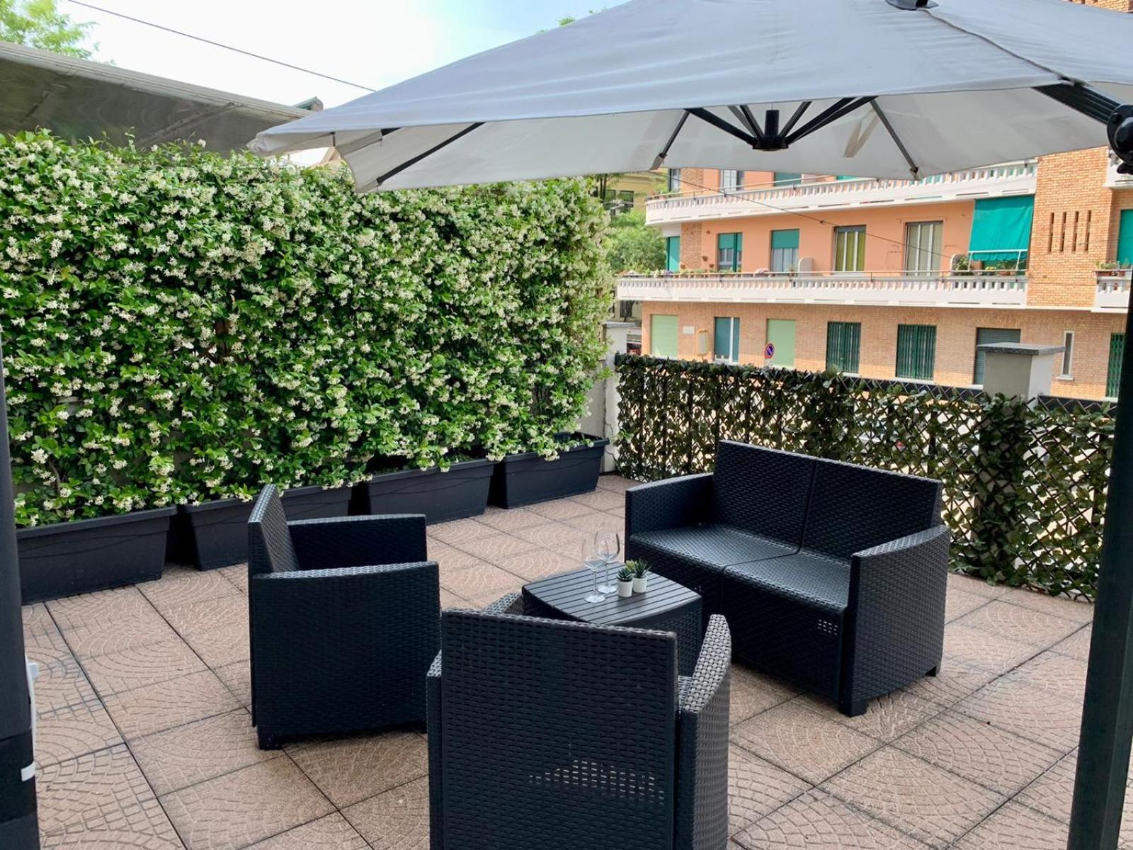 Appartamento Bright Terrace In Milano Esterno foto